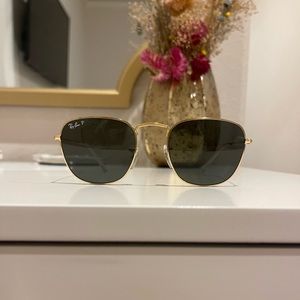 RAY Bans Polarized